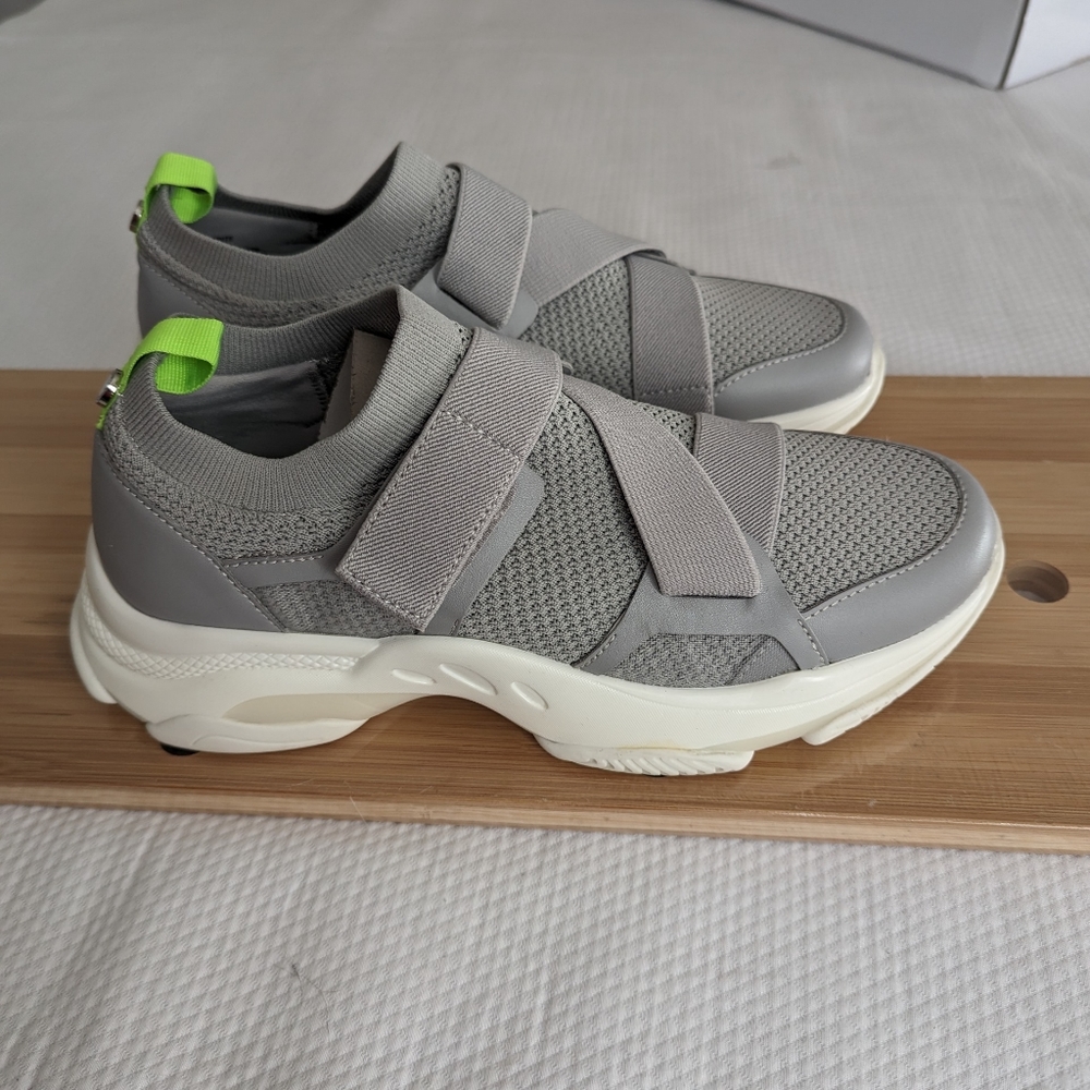 Steve Madden Womens Meteorite Grey Sock Sneakers Trainers  Size 10 New